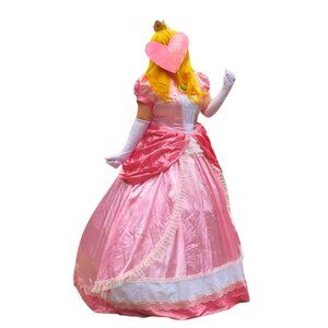 Halloween Costume: Princess Peach